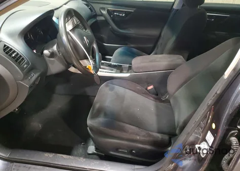 2013 Nissan Altima 2.5 z USA, uszkodzony, nr VIN 1N4AL3AP0DN563492